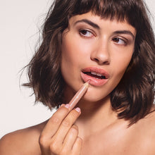 Lade das Bild in den Galerie-Viewer, Lip Crayon 04 lychee - dr. hauschka (Limited Edition)