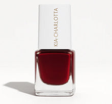 Lade das Bild in den Galerie-Viewer, Nail Polish Fearless - Karminrot, 5ml