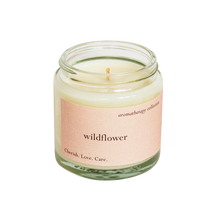 Lade das Bild in den Galerie-Viewer, Aromakerze Wildflower