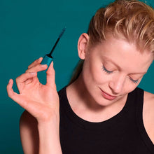 Lade das Bild in den Galerie-Viewer, Long Lasting Mascara Limited Edition - petrol
