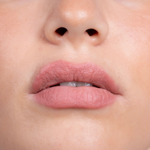 Lade das Bild in den Galerie-Viewer, PURE U Lipliner - Milky Tulip
