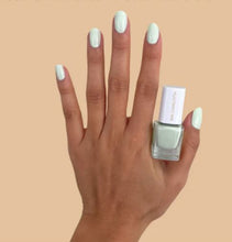 Lade das Bild in den Galerie-Viewer, Nail Polish Optimism - Limettengrün, 5ml
