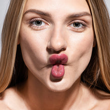 Lade das Bild in den Galerie-Viewer, UOGA UOGA Lipstick - Candyberry
